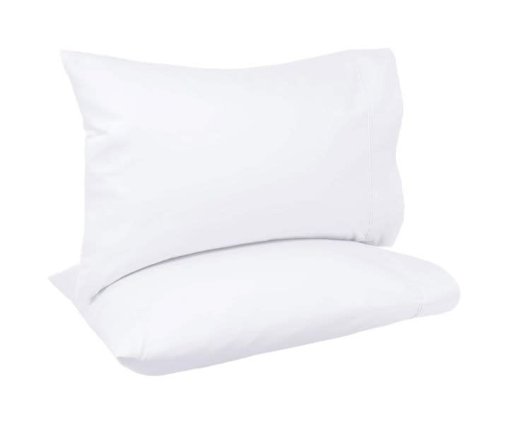 Amazon Basics 400 Thread Count Cotton Pillow Case, Standard, 30" L x 20" W, White product review