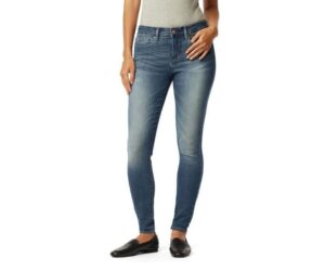 Is Signature by Levi Strauss Women's Totally Shaping Skinny Jeans Worth It? Full Review