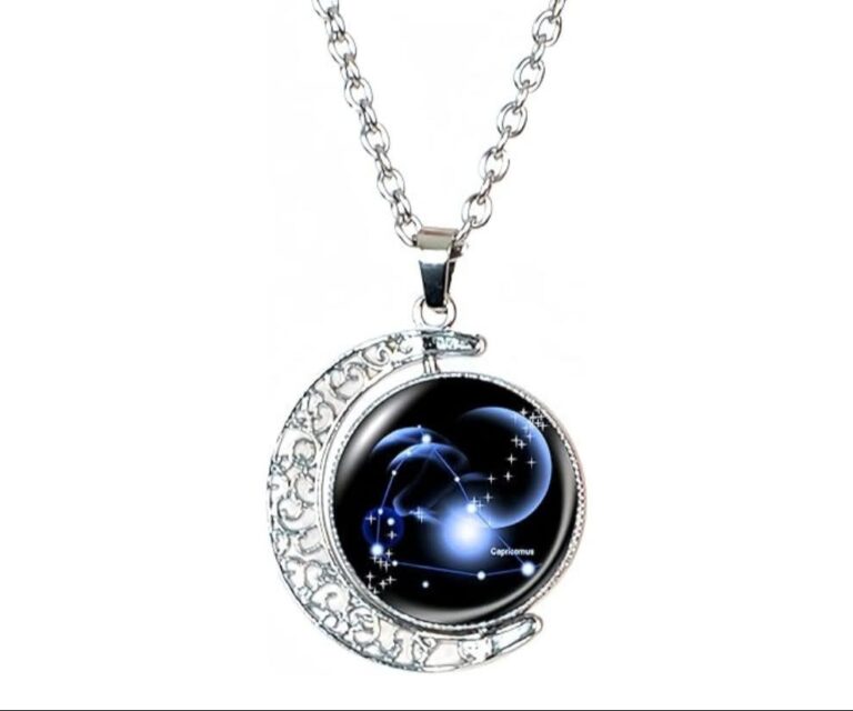 Zodiac Crescent Moon Necklace with 12 Astrology Pendants product review