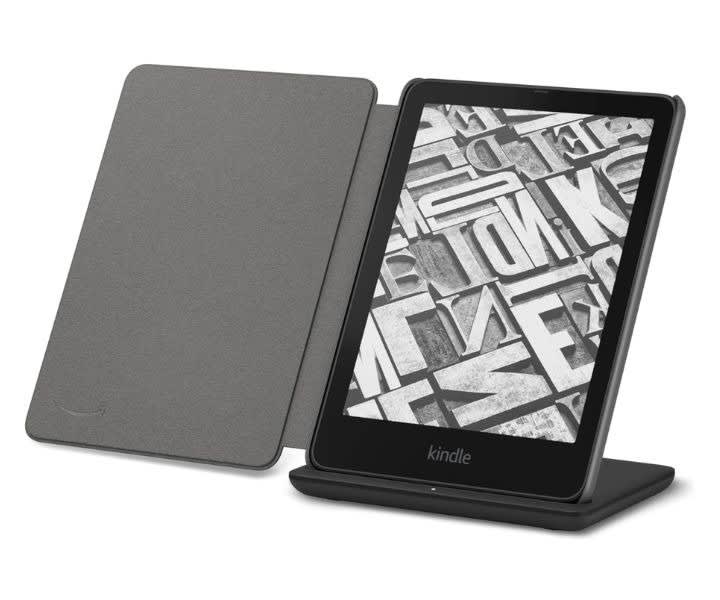 Kindle Paperwhite Signature Edition Essentials Bundle product review